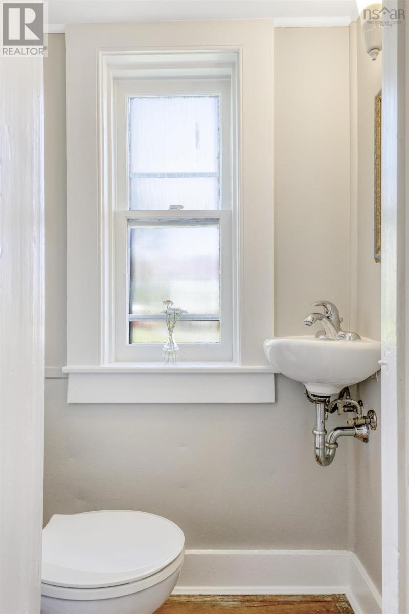 73 Montague Street, Lunenburg, Nova Scotia  B0J 2C0 - Photo 24 - 202515014