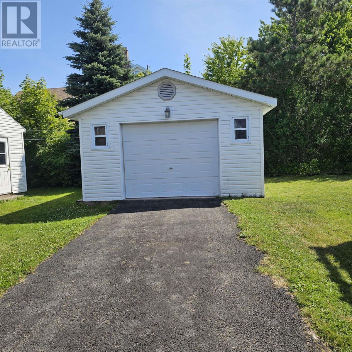 112 St Anns Street, Sydney, Nova Scotia  B1N 1A7 - Photo 37 - 202520056