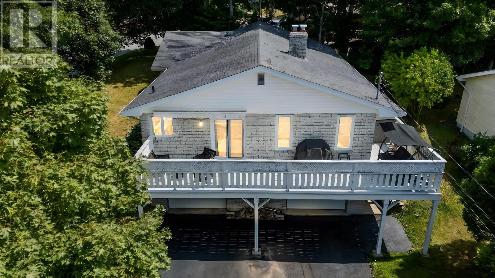 180 Rockmanor Drive, Bedford, Nova Scotia  B4A 3B5 - Photo 3 - 202520137