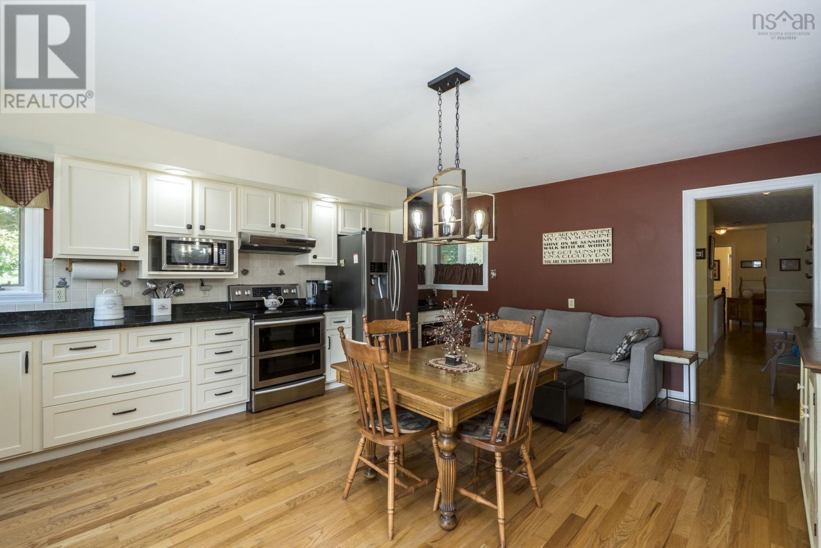 180 Rockmanor Drive, Bedford, Nova Scotia  B4A 3B5 - Photo 17 - 202520137