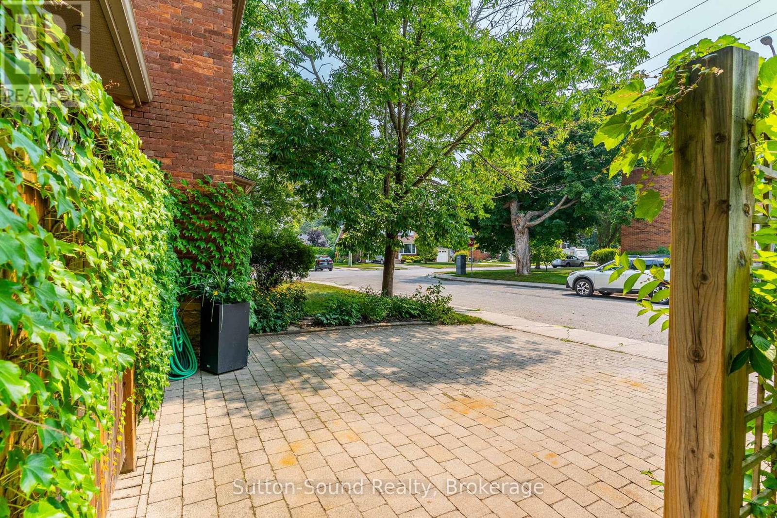 1304 4th Avenue W, Owen Sound, Ontario  N4K 4W8 - Photo 34 - X12338749