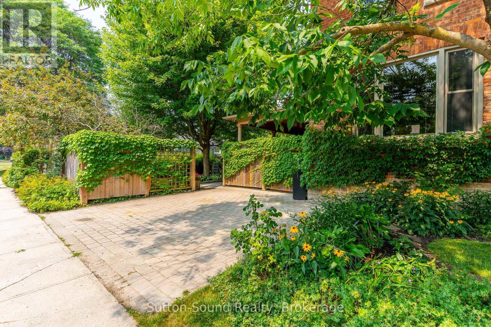 1304 4th Avenue W, Owen Sound, Ontario  N4K 4W8 - Photo 33 - X12338749