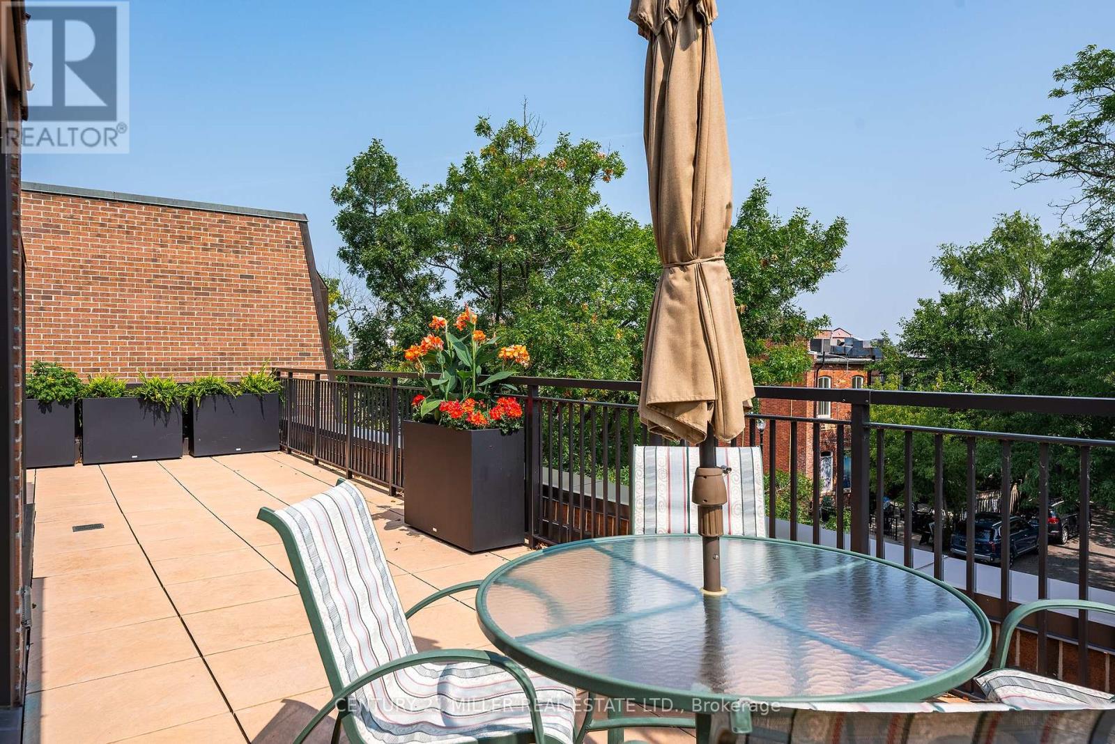710 - 100 Lakeshore Road E, Oakville, Ontario  L6J 6M9 - Photo 20 - W12339652