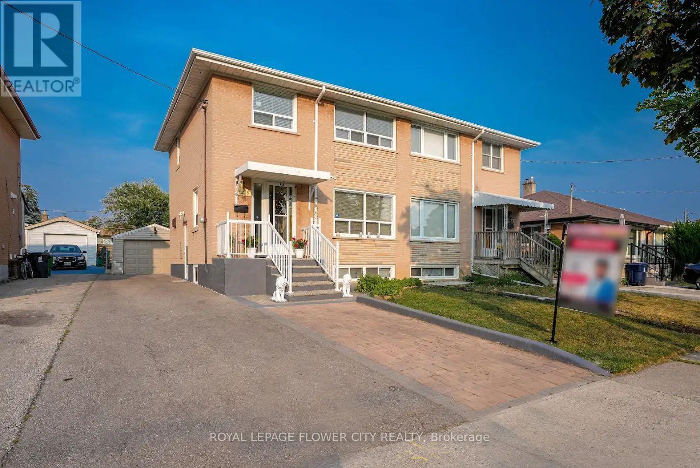 278 ELMHURST DRIVE, Toronto, Ontario