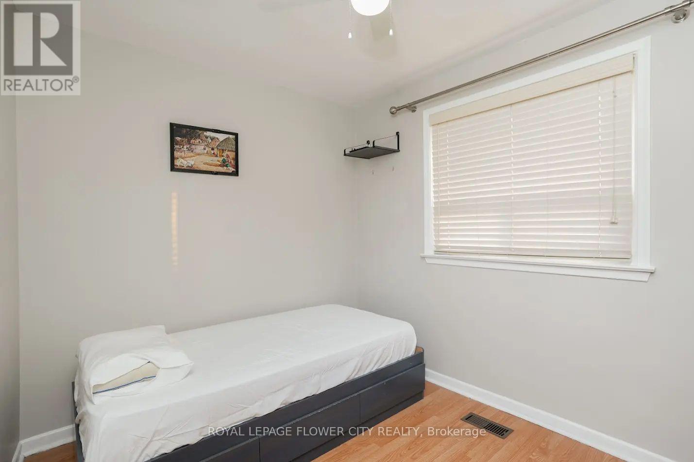 278 Elmhurst Drive, Toronto, Ontario  M9W 2M2 - Photo 10 - W12339672