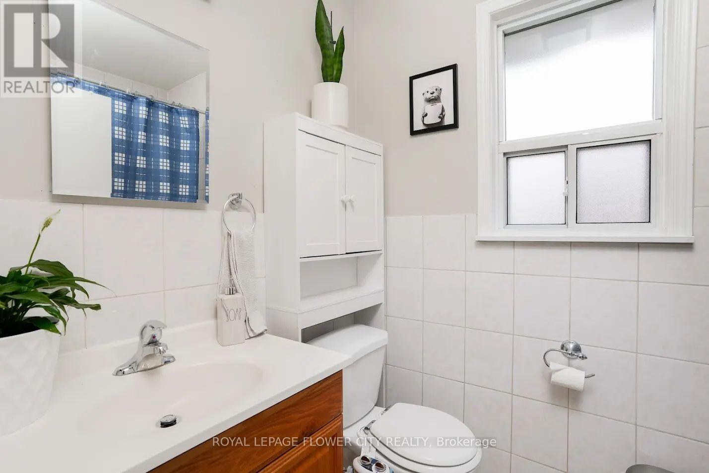 278 Elmhurst Drive, Toronto, Ontario  M9W 2M2 - Photo 12 - W12339672