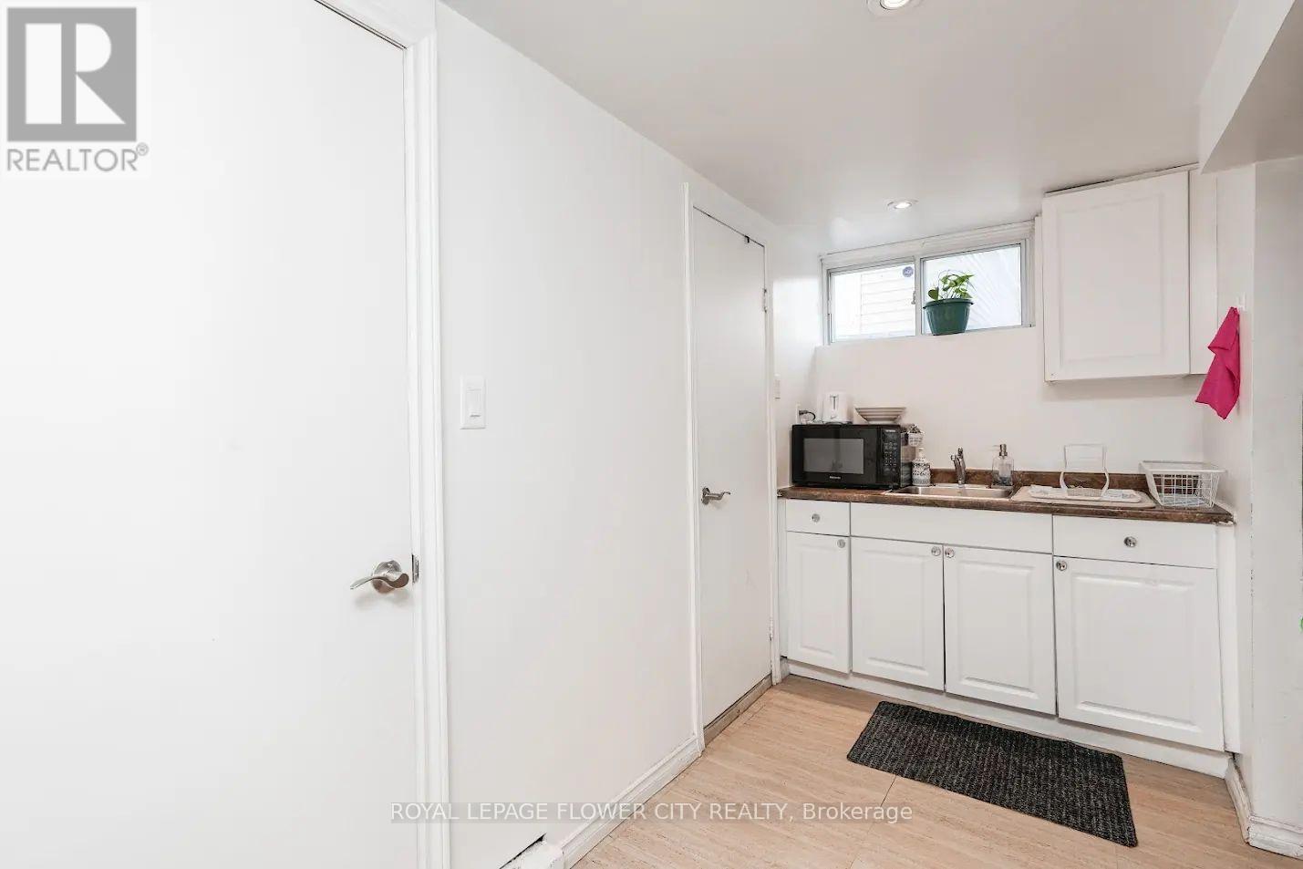 278 Elmhurst Drive, Toronto, Ontario  M9W 2M2 - Photo 16 - W12339672