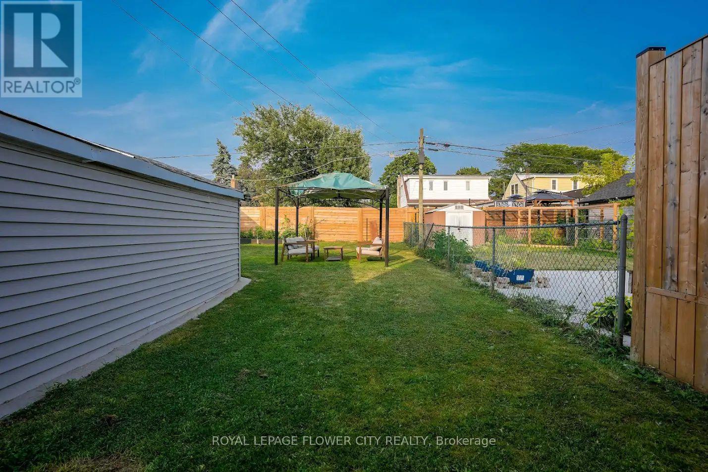 278 Elmhurst Drive, Toronto, Ontario  M9W 2M2 - Photo 22 - W12339672