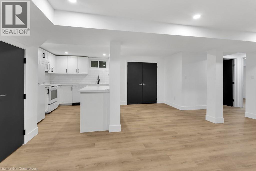 34 Windermere Crescent Unit# B, Woodstock, Ontario  N4S 6T2 - Photo 4 - 40759713