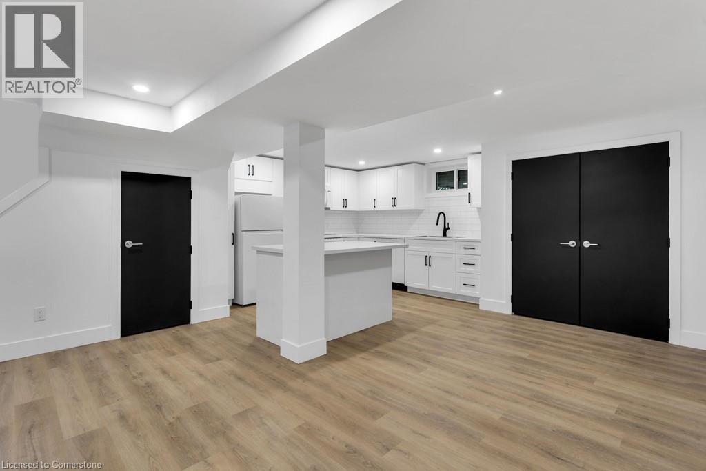 34 Windermere Crescent Unit# B, Woodstock, Ontario  N4S 6T2 - Photo 5 - 40759713