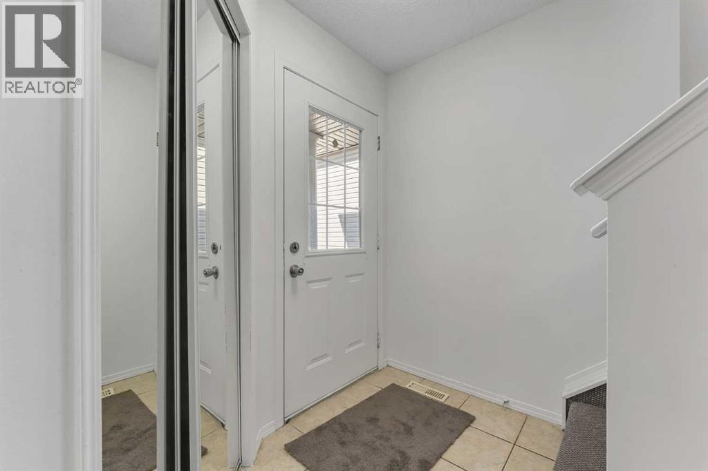 Property at 2 Taralea Green NE image 3