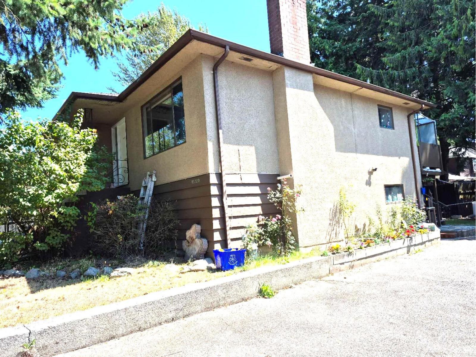 Property at 11220 82 AVENUE image 3