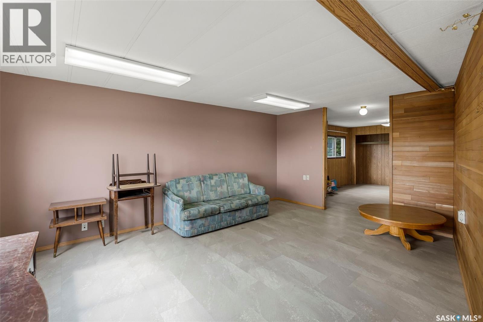 104 1st Avenue E, Landis, Saskatchewan  S0K 2K0 - Photo 13 - SK015310