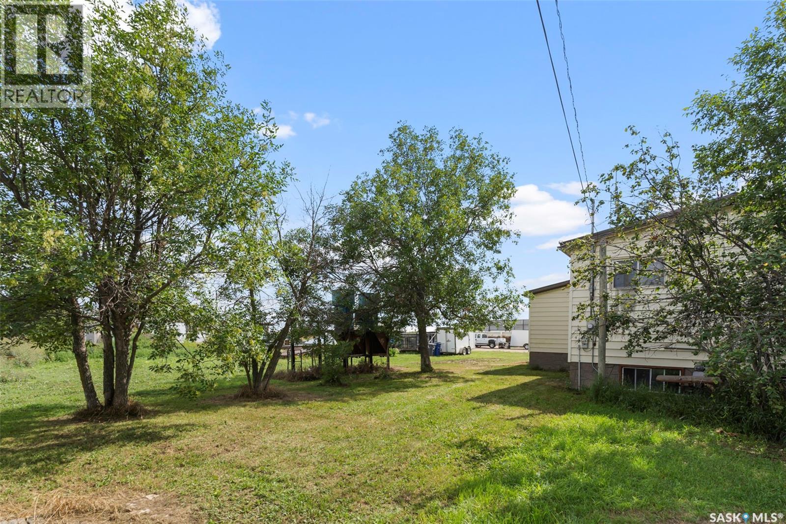 104 1st Avenue E, Landis, Saskatchewan  S0K 2K0 - Photo 18 - SK015310