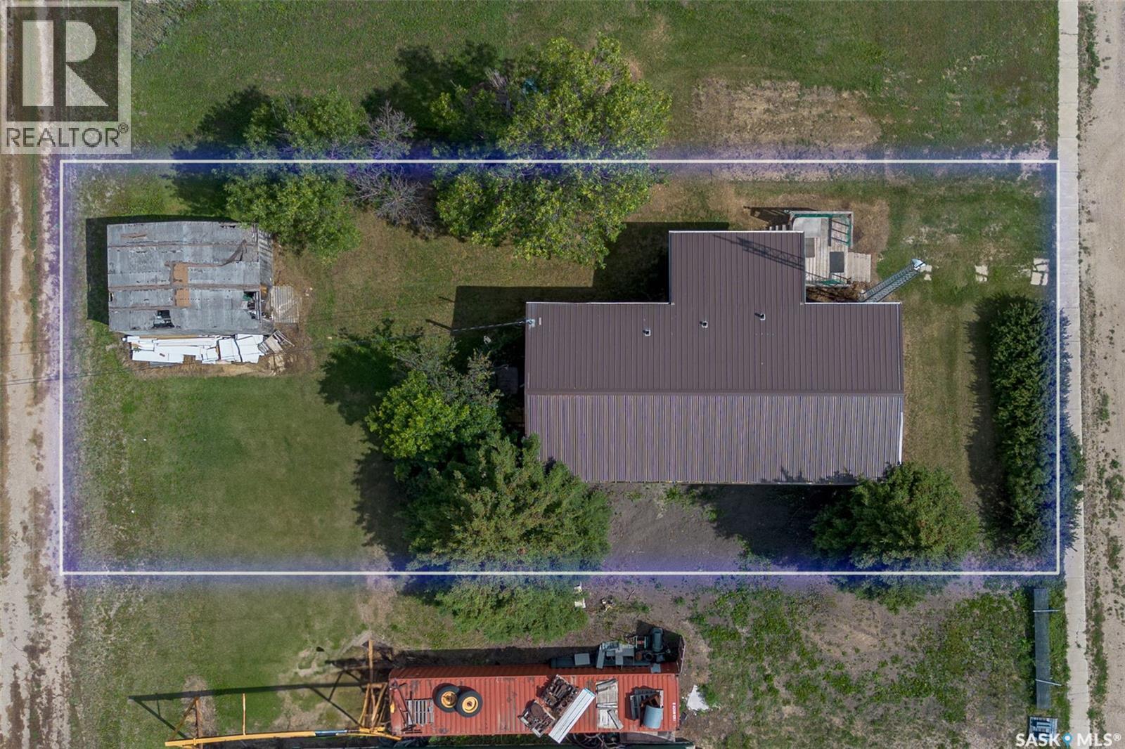 104 1st Avenue E, Landis, Saskatchewan  S0K 2K0 - Photo 3 - SK015310