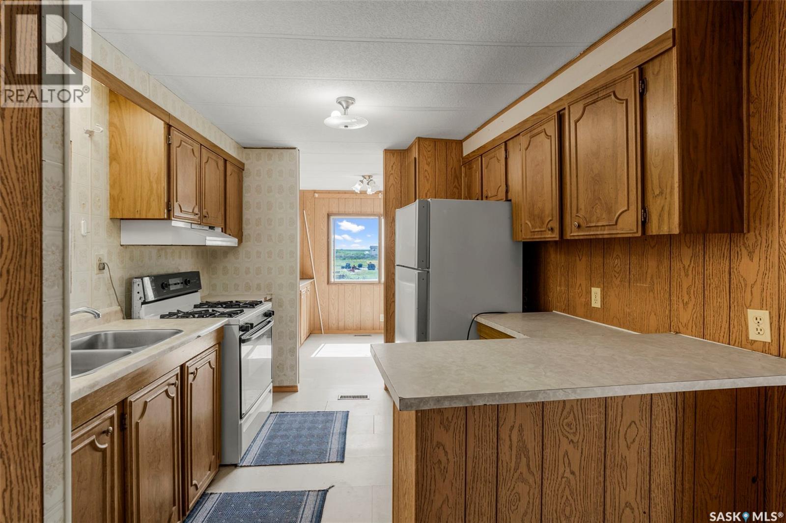 104 1st Avenue E, Landis, Saskatchewan  S0K 2K0 - Photo 6 - SK015310