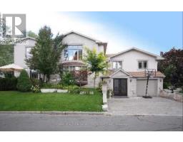 250 BETTY ANN DRIVE, Toronto, Ontario