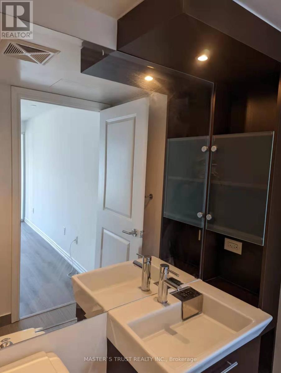 5504 - 386 Yonge Street, Toronto, Ontario  M5B 0A5 - Photo 12 - C12339830