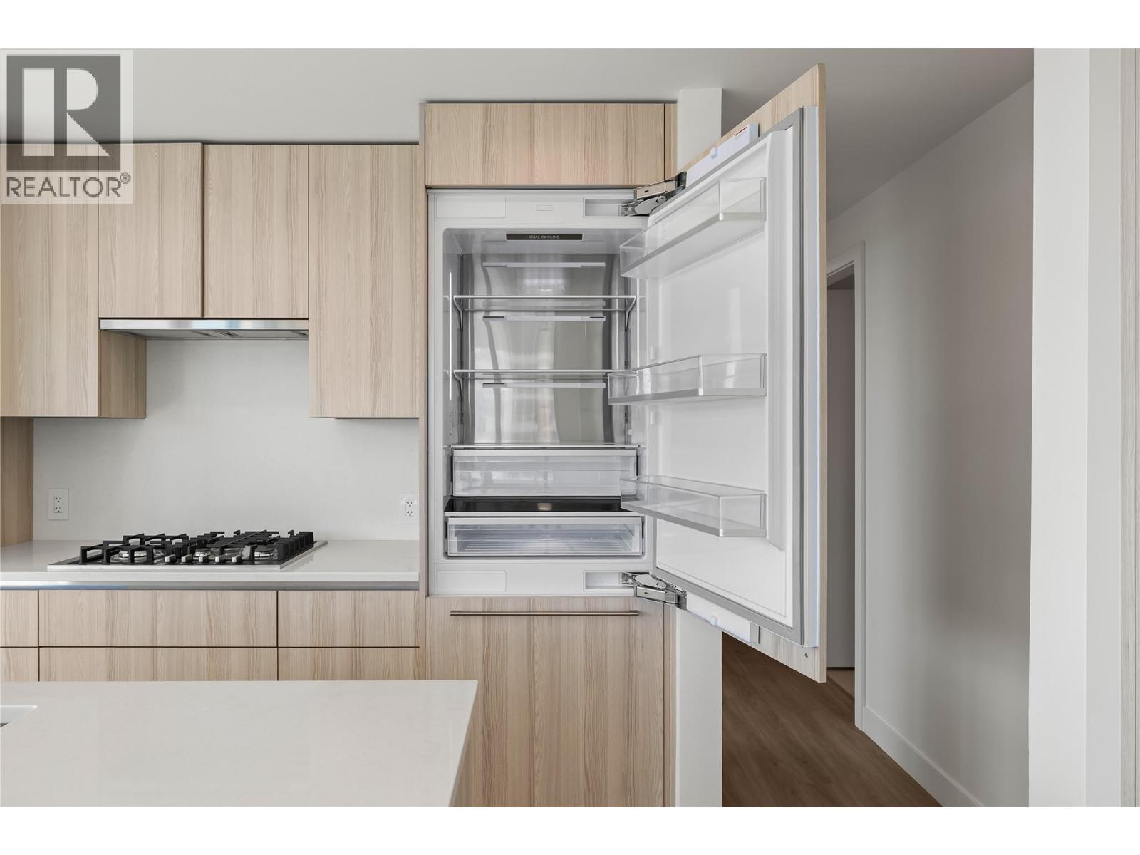 238 Leon Avenue Unit# 1704 Kelowna Photo 7