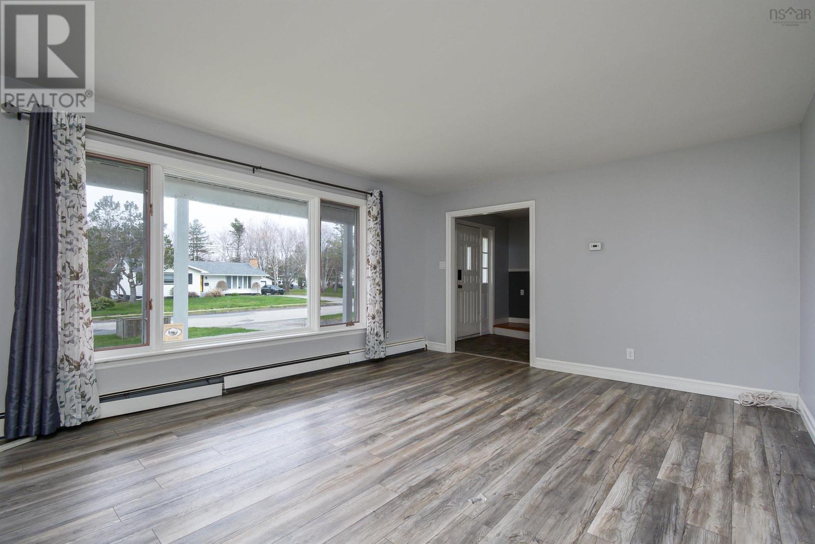 204 Fatima Drive, Sydney River, Nova Scotia  B1S 1L1 - Photo 10 - 202510631