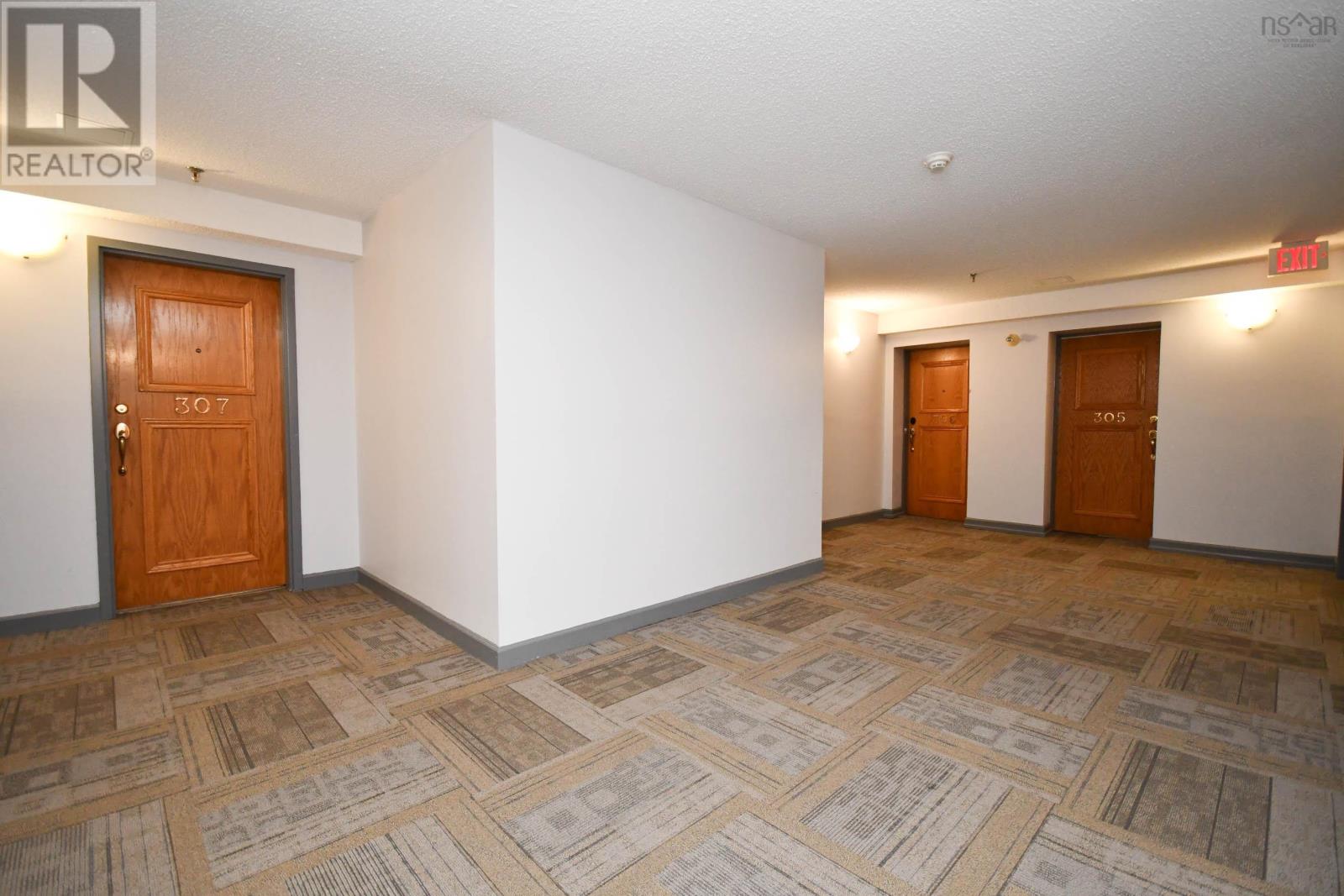 Property at 307 118 Farnham Gate Road image 3