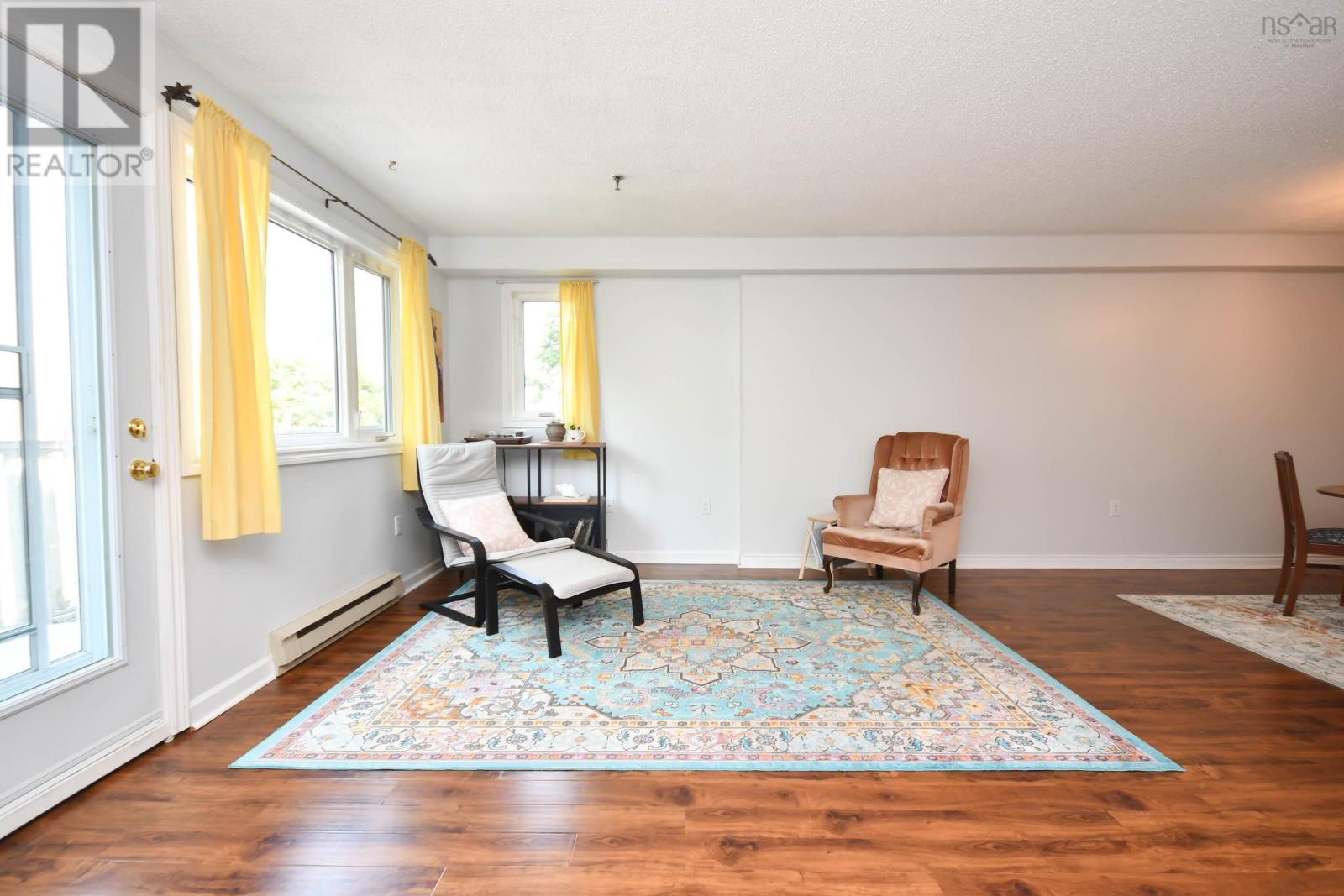 Property at 307 118 Farnham Gate Road image 4