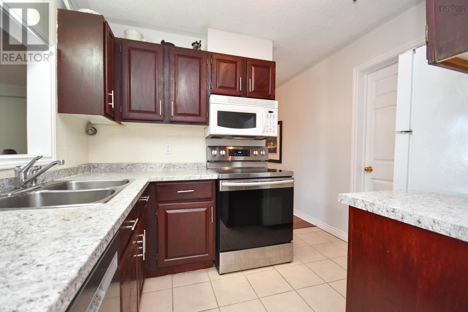 307 118 Farnham Gate Road, Halifax, Nova Scotia  B3M 4A1 - Photo 9 - 202517097