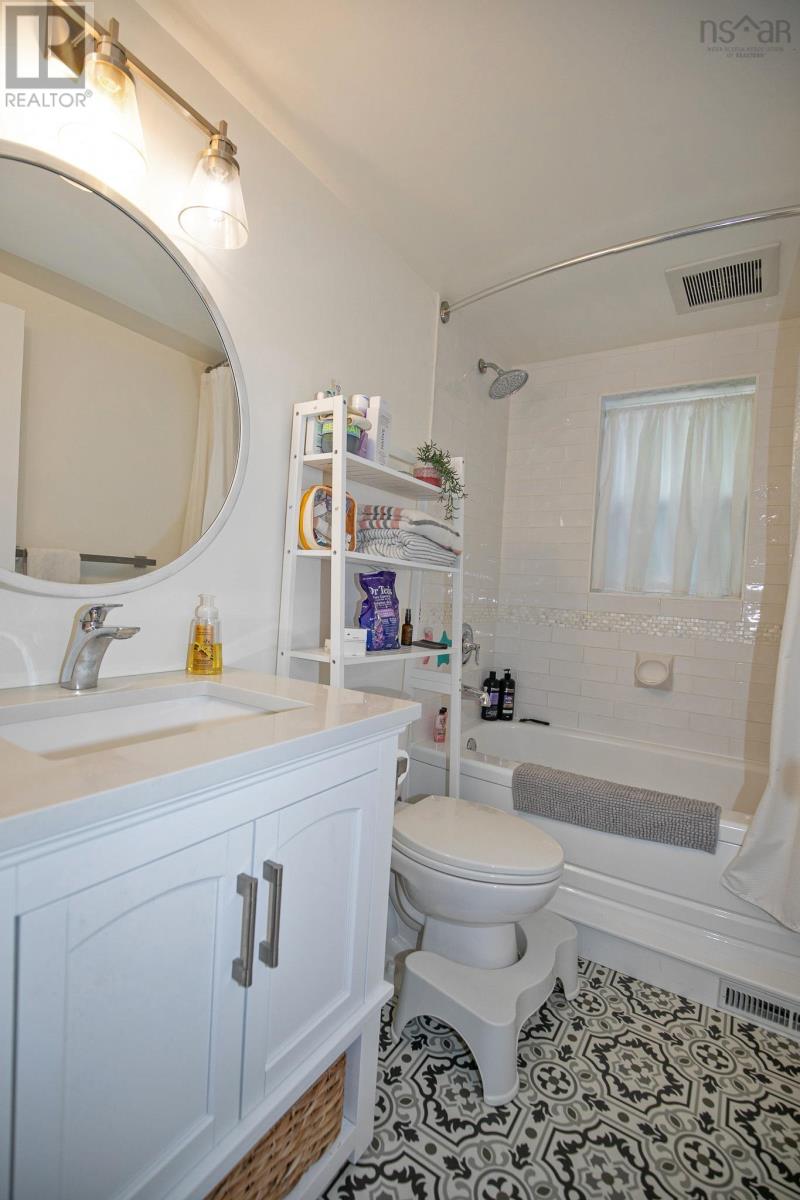 212 Victoria Street E, Amherst, Nova Scotia  B4H 1Y9 - Photo 45 - 202518515
