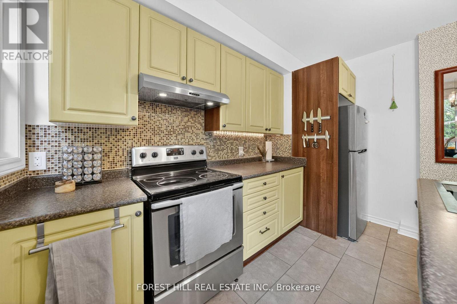 Property at 38 SCOTIA AVENUE image 5