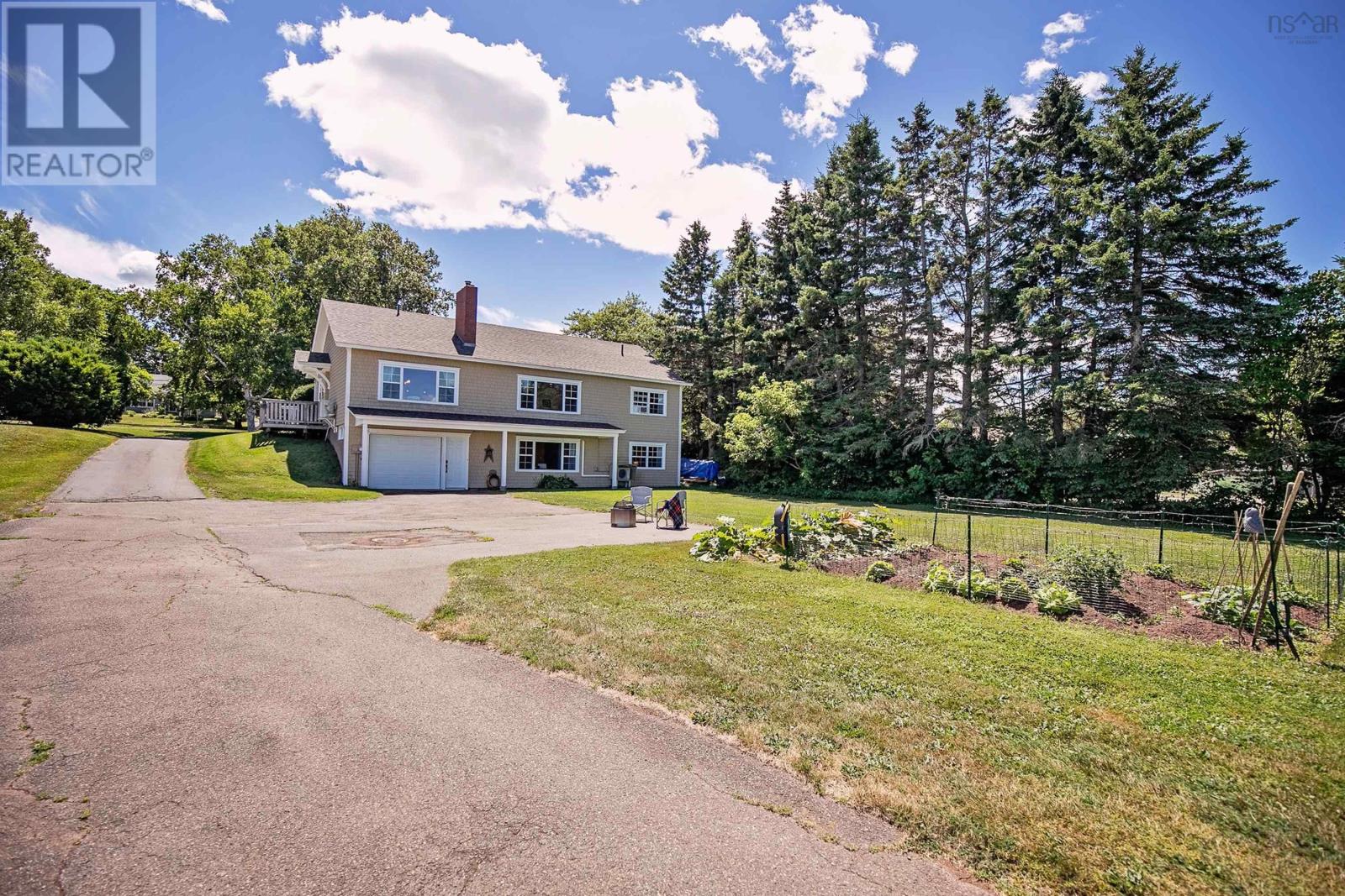 212 Victoria Street E, Amherst, Nova Scotia  B4H 1Y9 - Photo 7 - 202518515