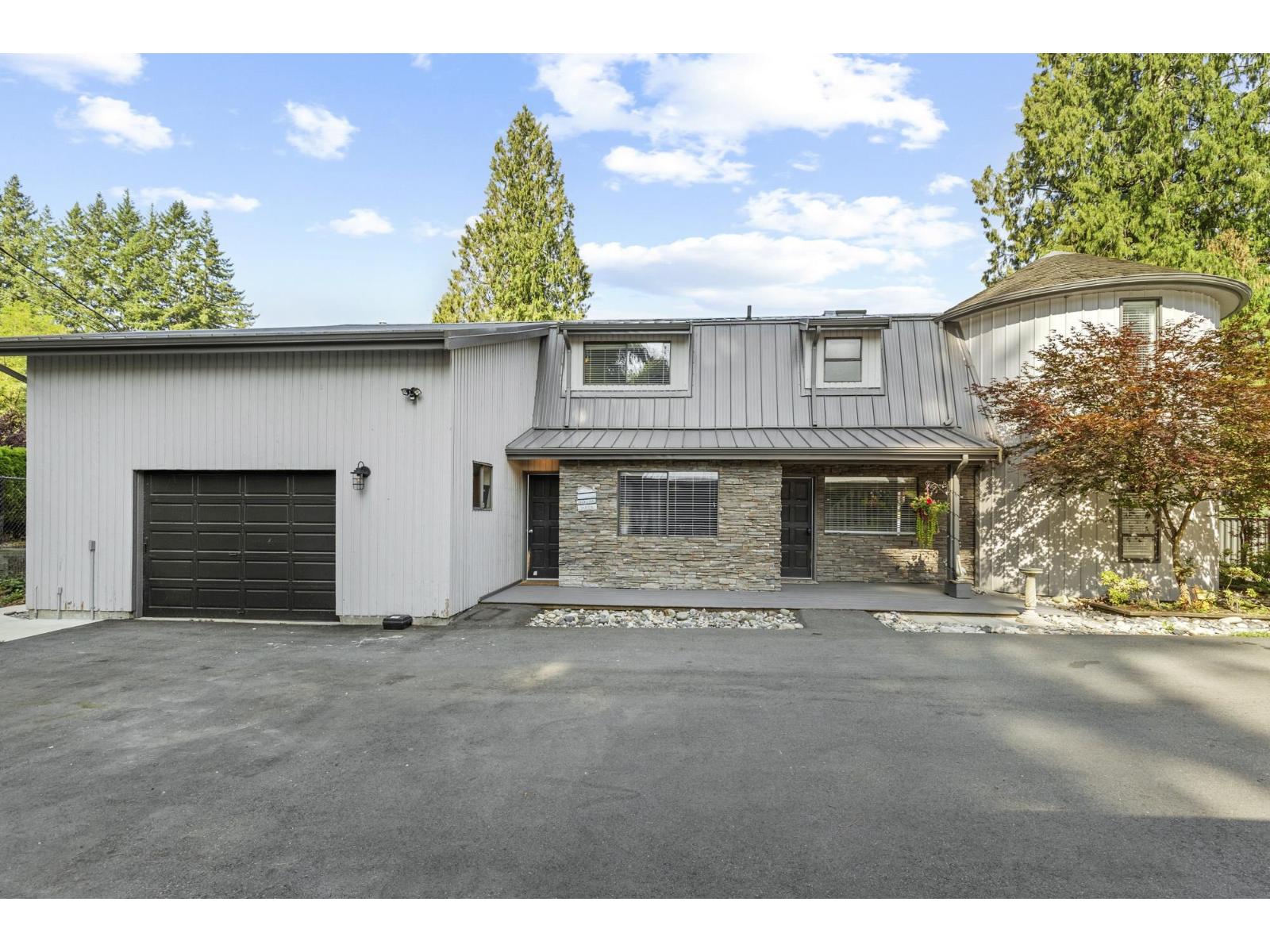Property at 9233 HAYWARD STREET image 4