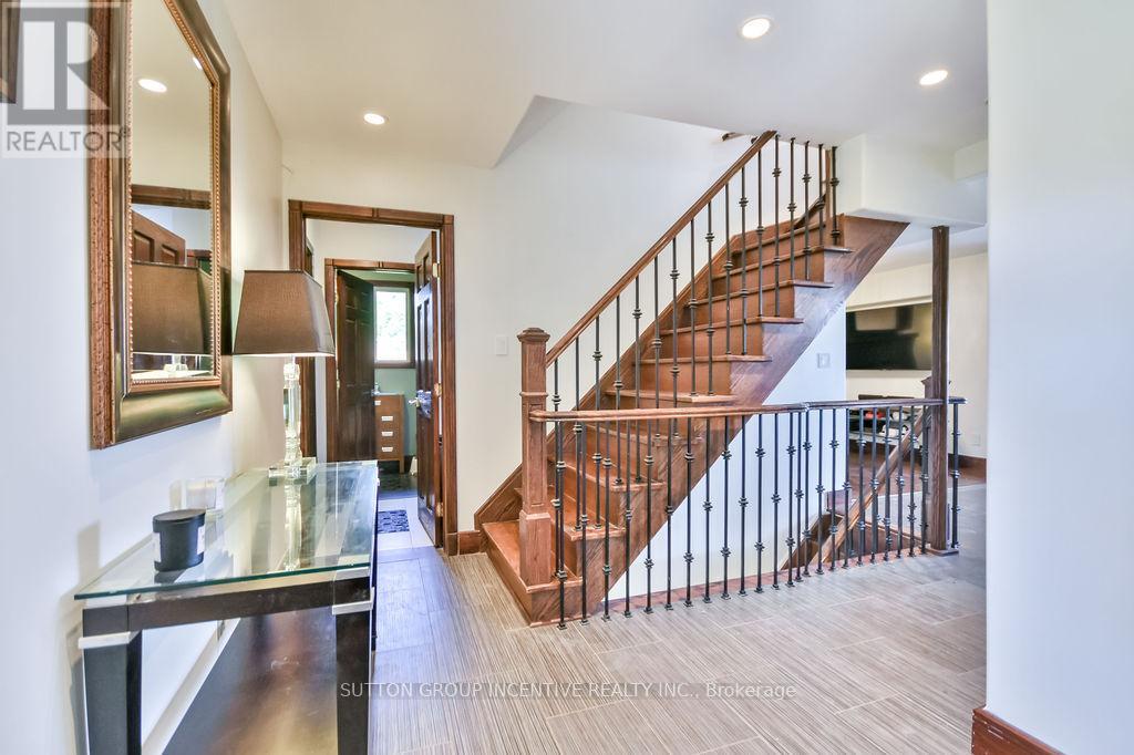 32 Church Street, Innisfil (Cookstown), Ontario  L0L 1L0 - Photo 12 - N12339834