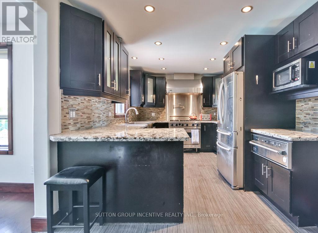32 Church Street, Innisfil (Cookstown), Ontario  L0L 1L0 - Photo 23 - N12339834