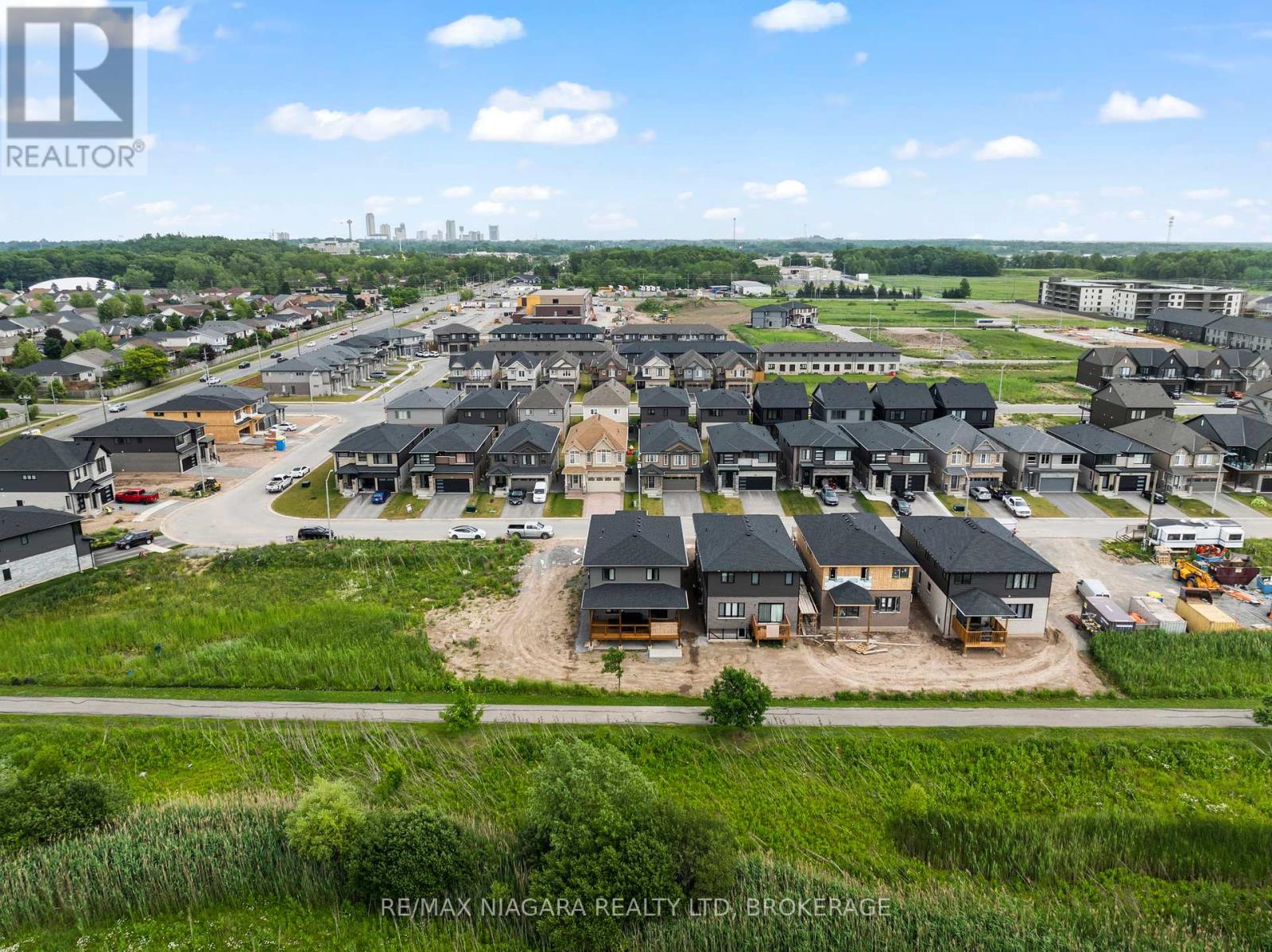 7341 Majestic Trail, Niagara Falls (Brown), Ontario  L2H 0K7 - Photo 42 - X12339868