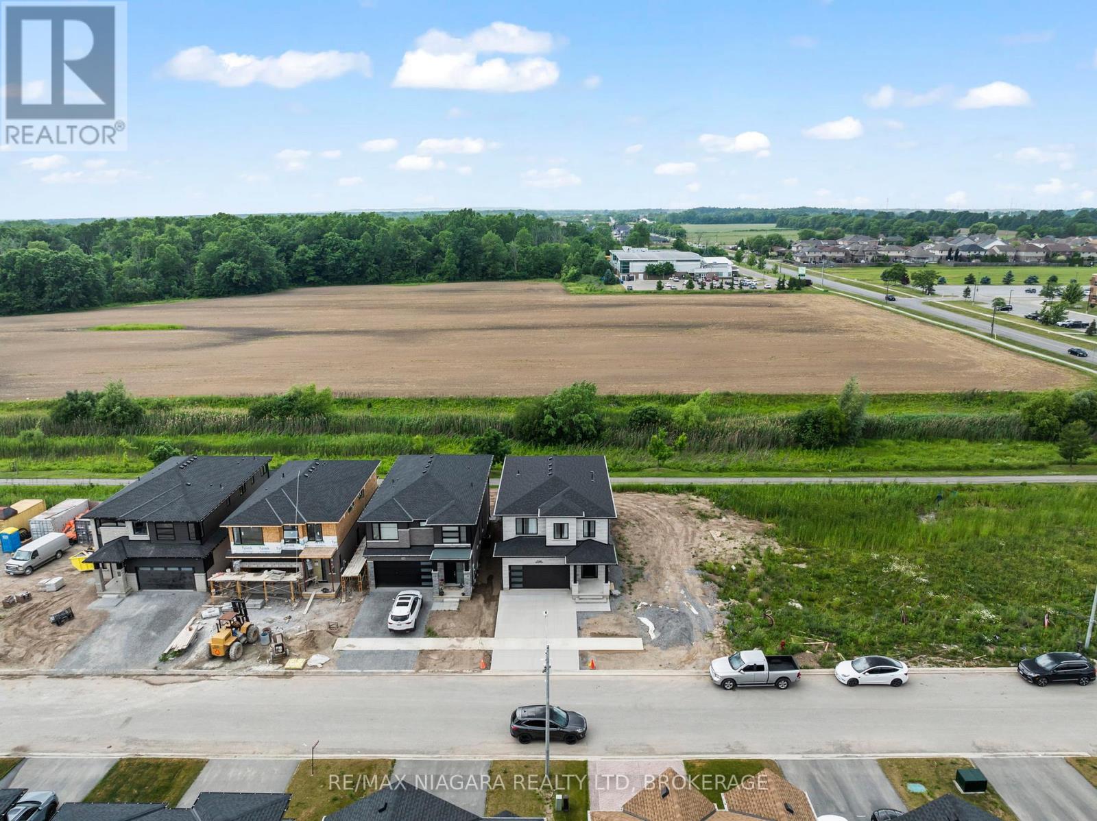 7341 Majestic Trail, Niagara Falls (Brown), Ontario  L2H 0K7 - Photo 46 - X12339868