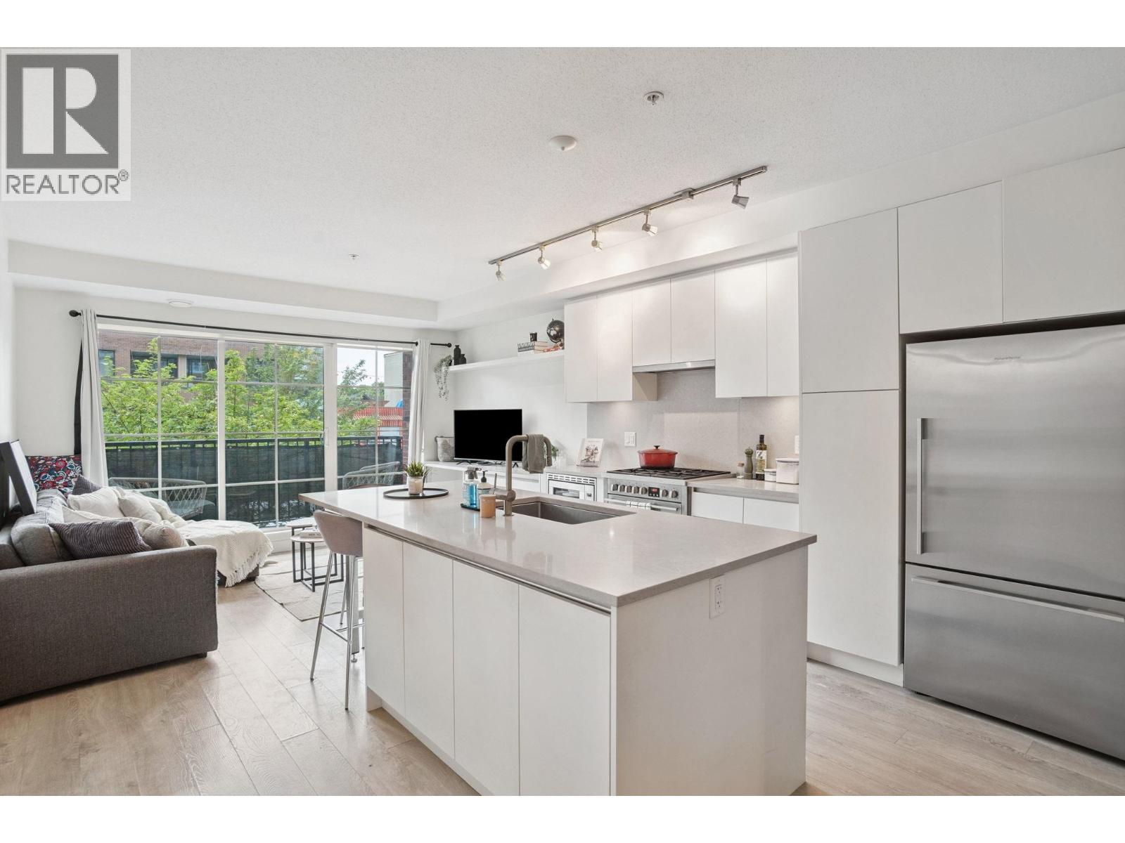 205 2141 E Hastings Street, Vancouver, British Columbia  V5L 1V2 - Photo 15 - R3036220