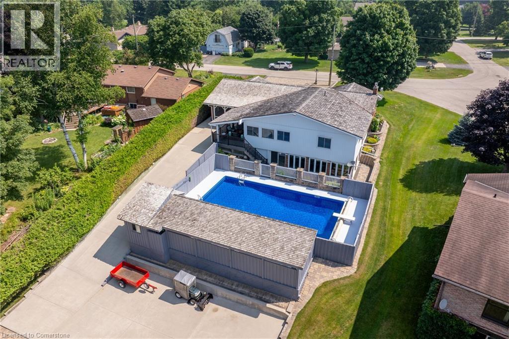 Property at 4 COLONIAL Drive image 3