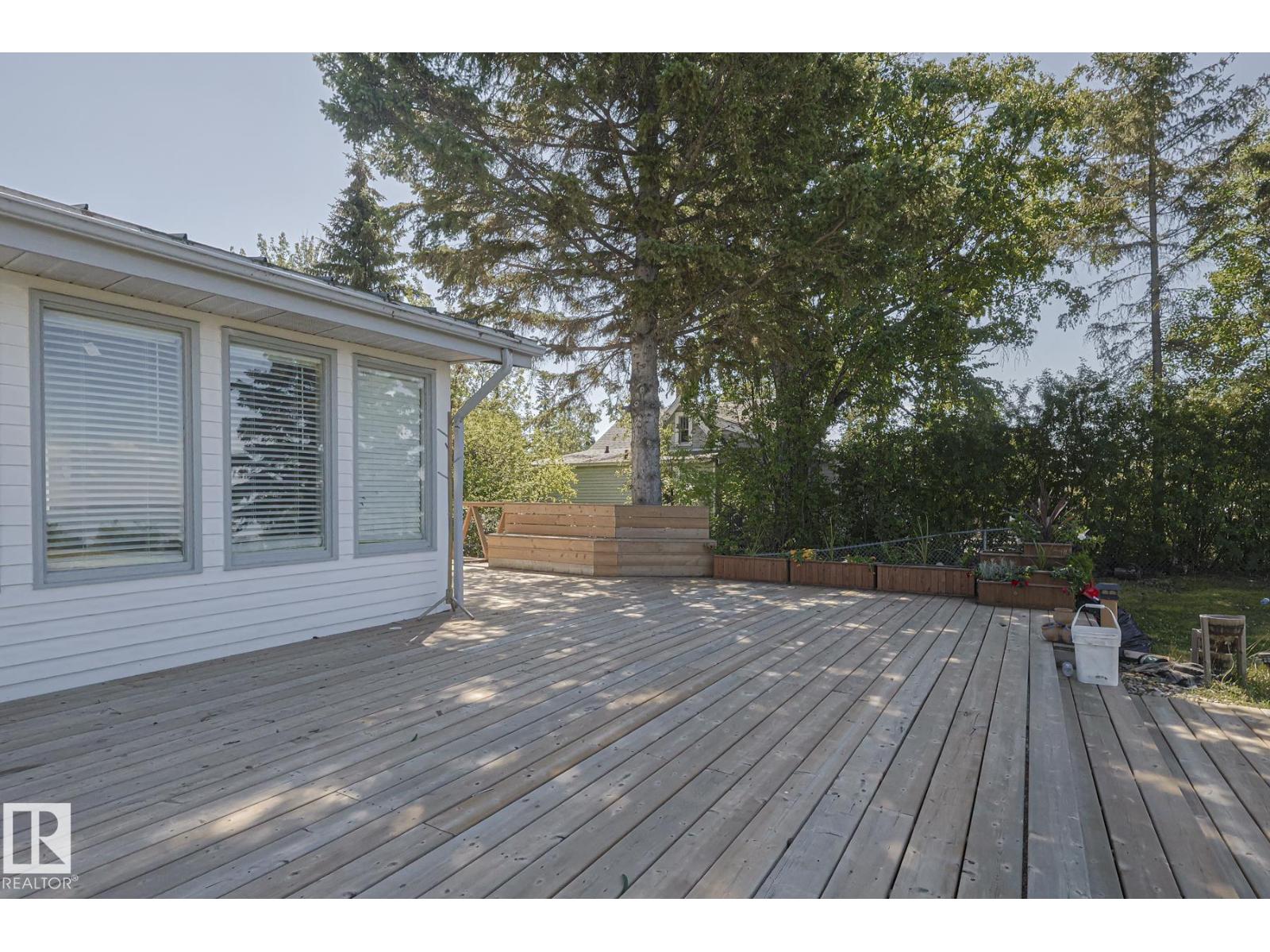 9 Gibbons Av, Rural Parkland County, Alberta  T0E 2Y0 - Photo 5 - E4452421