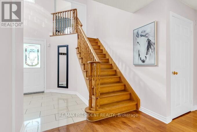 1466 Willowvale Gardens, Mississauga, Ontario  L5V 1T7 - Photo 17 - W12339783