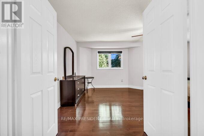 1466 Willowvale Gardens, Mississauga, Ontario  L5V 1T7 - Photo 20 - W12339783