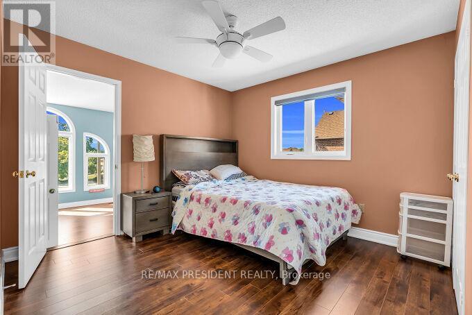 1466 Willowvale Gardens, Mississauga, Ontario  L5V 1T7 - Photo 35 - W12339783