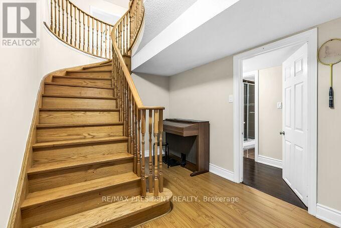 1466 Willowvale Gardens, Mississauga, Ontario  L5V 1T7 - Photo 36 - W12339783