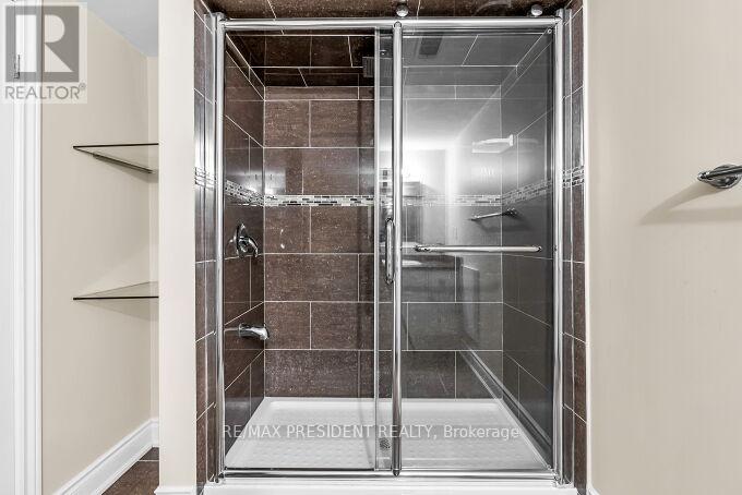 1466 Willowvale Gardens, Mississauga, Ontario  L5V 1T7 - Photo 45 - W12339783