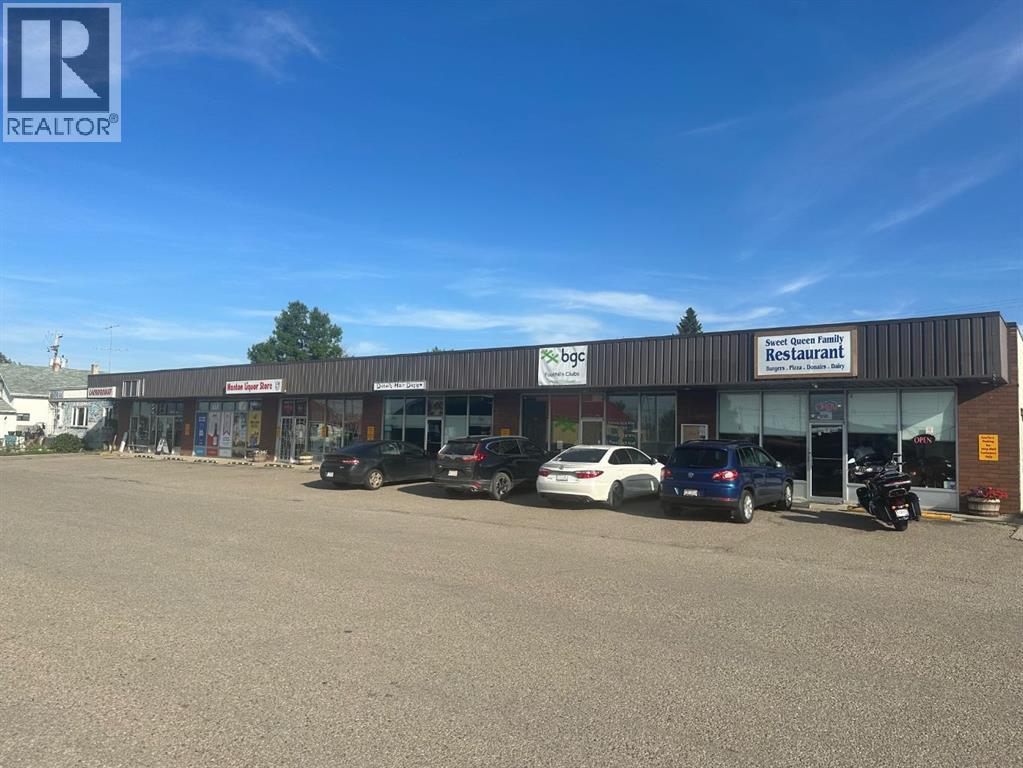 4, 2121 19 Street, Nanton, Alberta  T0L 1R0 - Photo 2 - A2244853