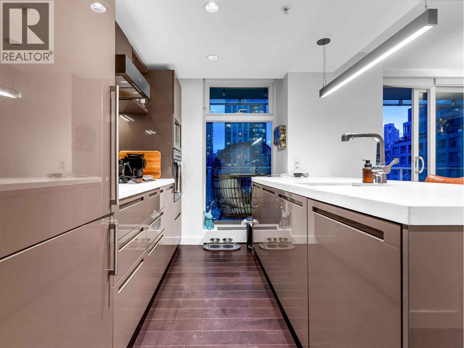 1001 777 Richards Street, Vancouver, British Columbia  V6B 0M6 - Photo 11 - R3036064
