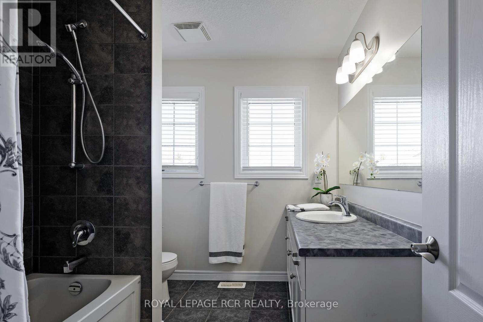 122 Taylor Drive, East Luther Grand Valley, Ontario  L9W 6P1 - Photo 32 - X12339853