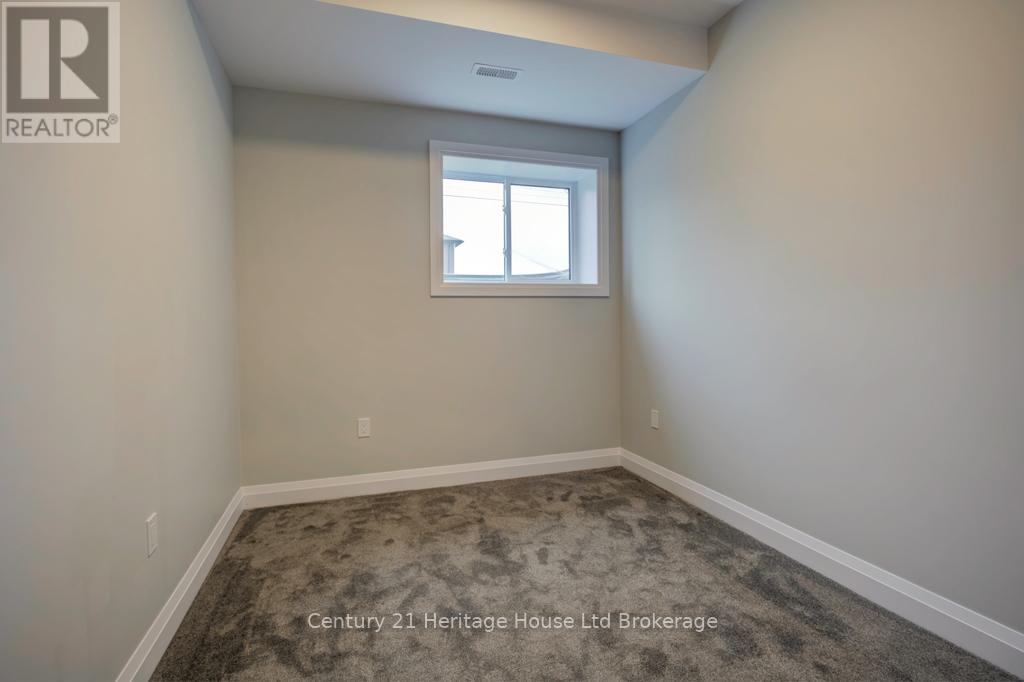 1103 - 361 Quarter Town Line, Tillsonburg, Ontario  N4G 5T9 - Photo 8 - X12339900