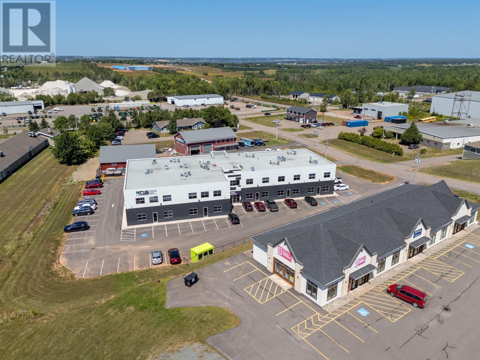 8 Myrtle, Stratford, Prince Edward Island  C1B 1P4 - Photo 5 - 202520370