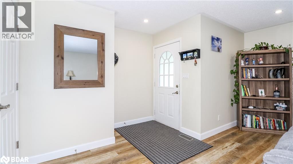 1 Mariposa Drive, Orillia, Ontario  L3V 7G6 - Photo 6 - 40743818