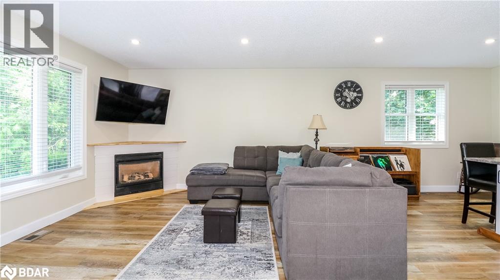 1 Mariposa Drive, Orillia, Ontario  L3V 7G6 - Photo 7 - 40743818